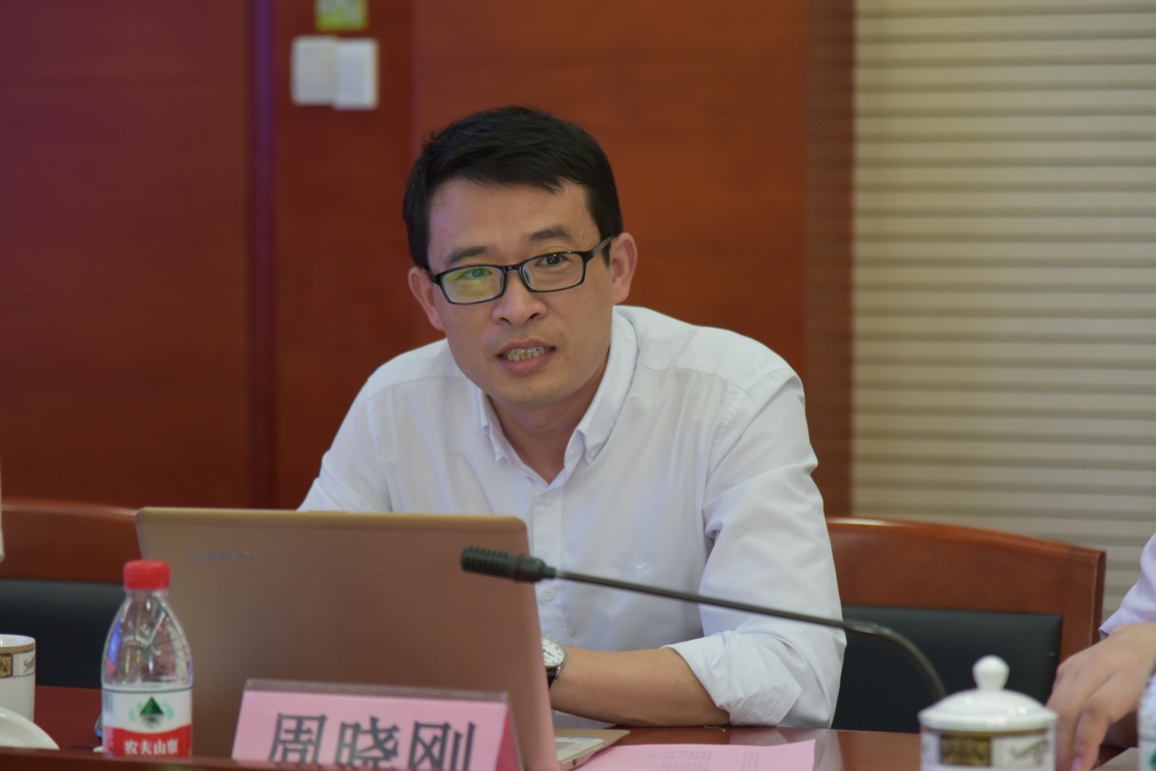 太仓市副市长胡捷来我院调研
